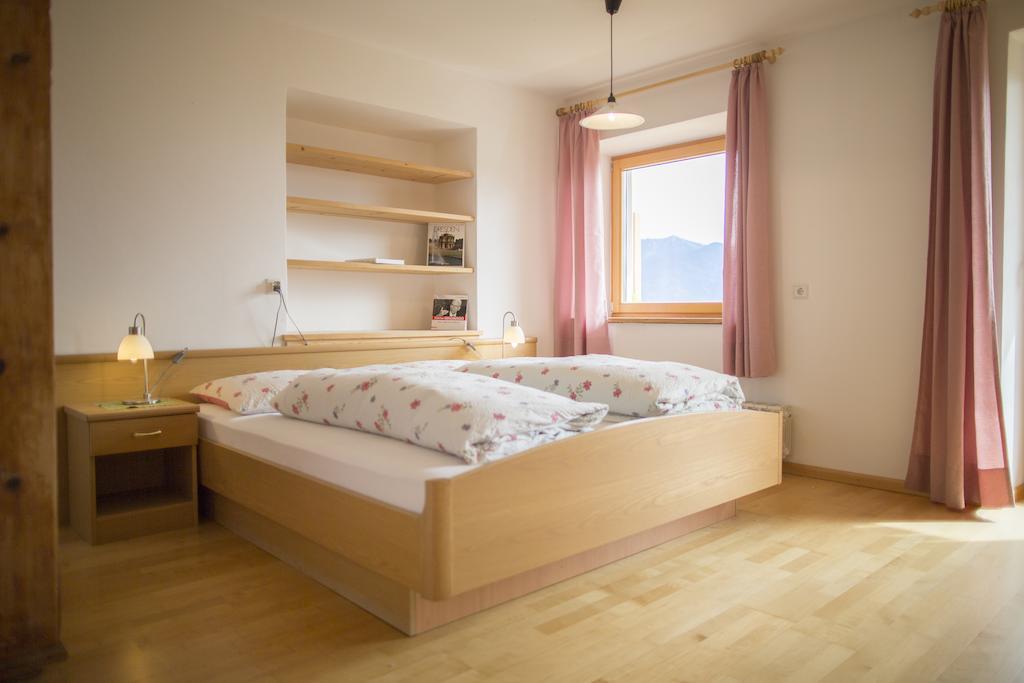 Zolerhof Apartment Велтурно Стая снимка