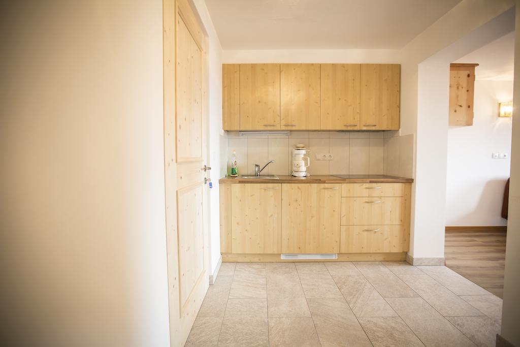 Zolerhof Apartment Велтурно Екстериор снимка