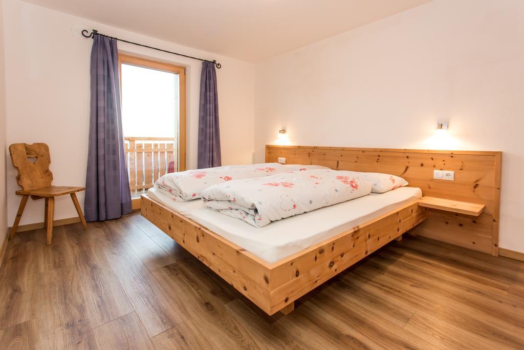 Zolerhof Apartment Велтурно Екстериор снимка