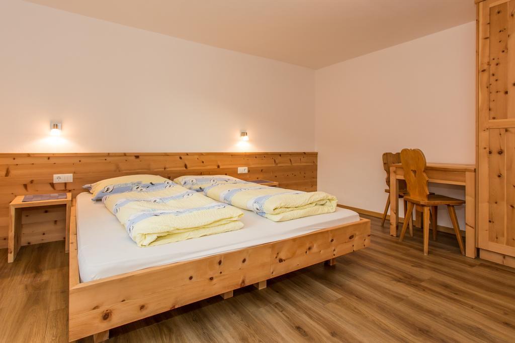 Zolerhof Apartment Велтурно Екстериор снимка