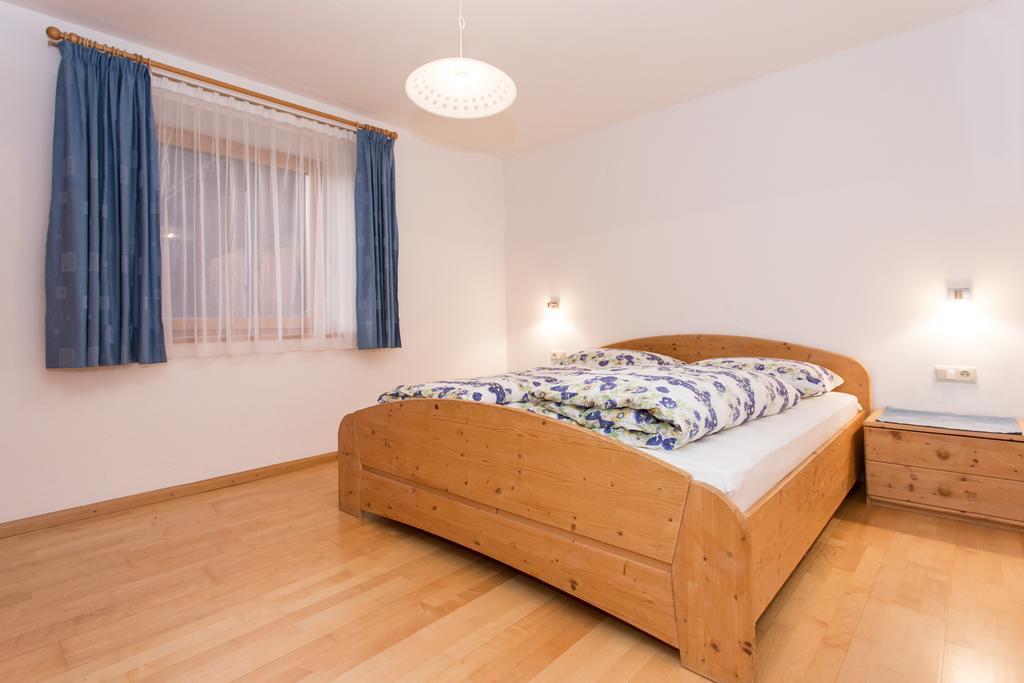 Zolerhof Apartment Велтурно Екстериор снимка